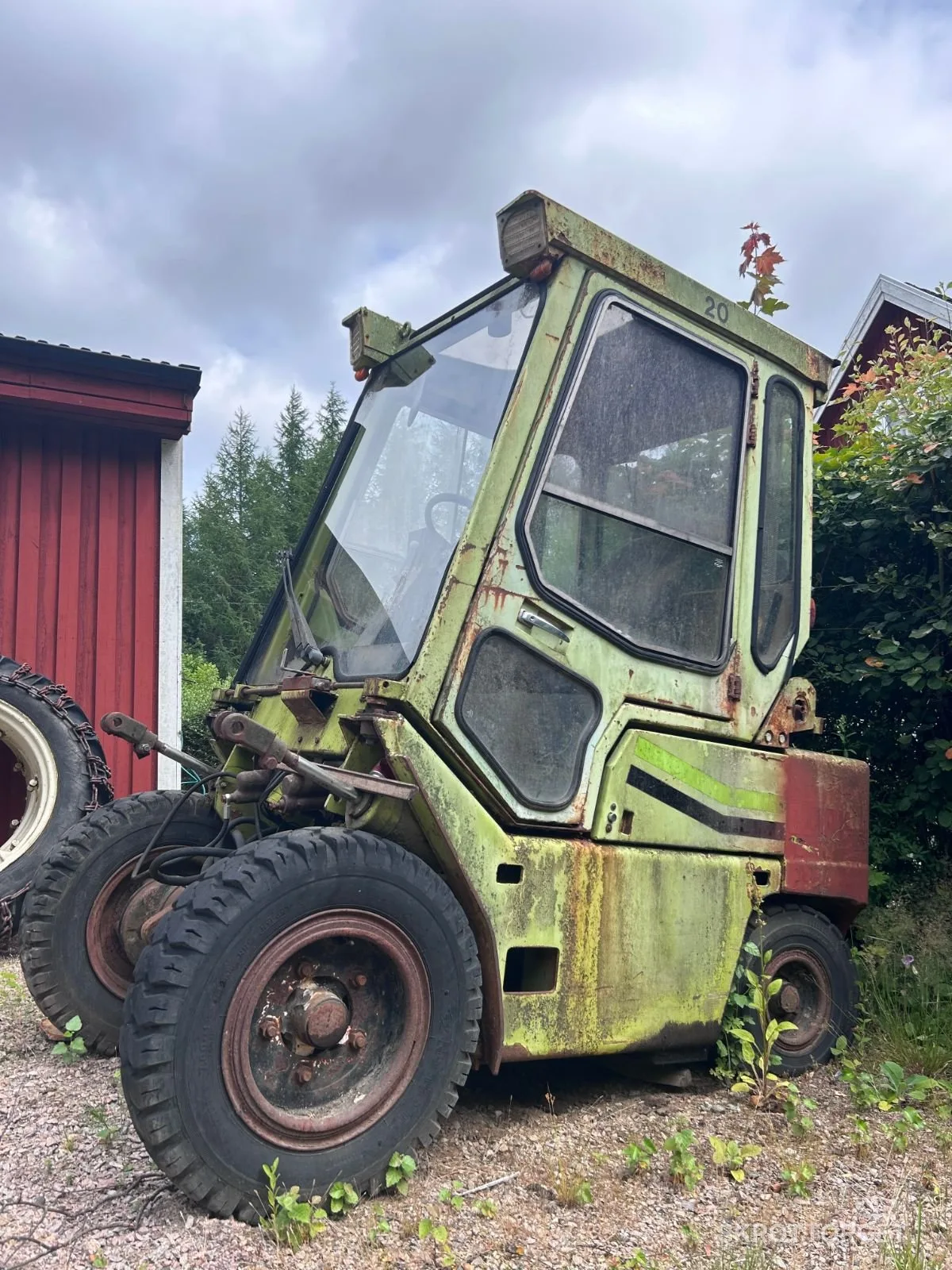 Gaffeltruck Clark med separat gaffelstativ
